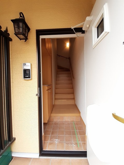 ゴールデン・リリィＡの玄関|玄関