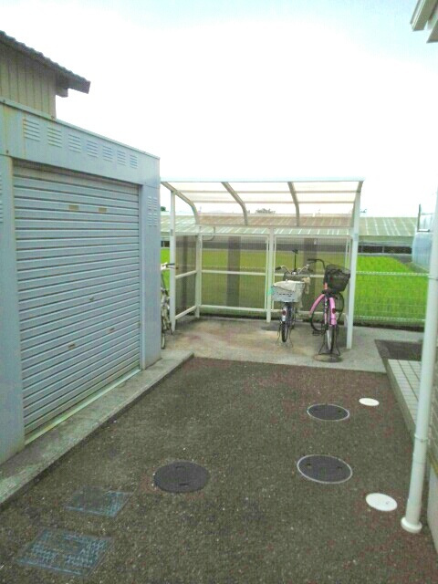 ハイム高岡　Ｉの駐車場|その他共有部分