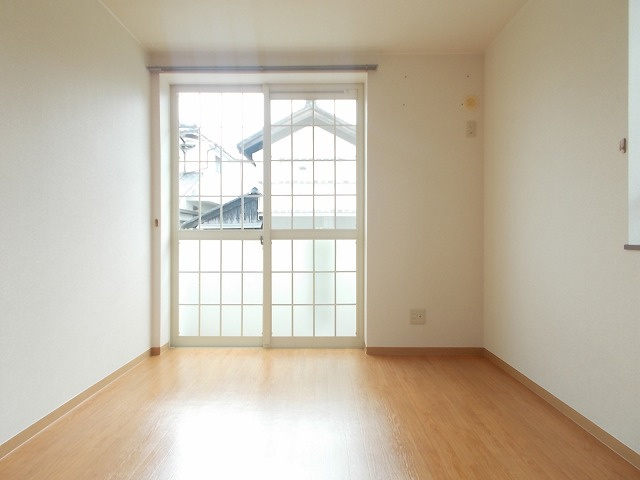 ハイム高岡　Ｉの居間・リビング|居室・リビング