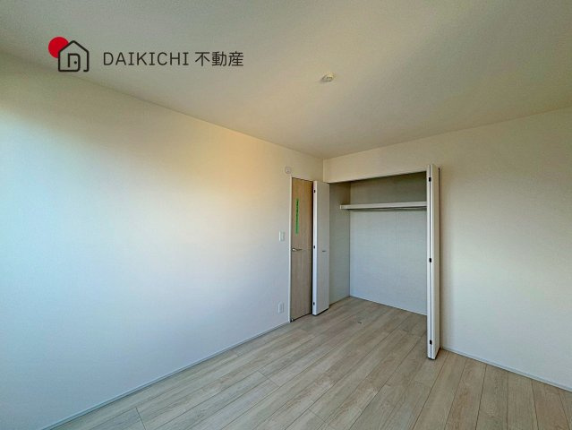 【洋室】 | 鴻巣市天神4丁目234番　新築戸建　全2棟　B号棟