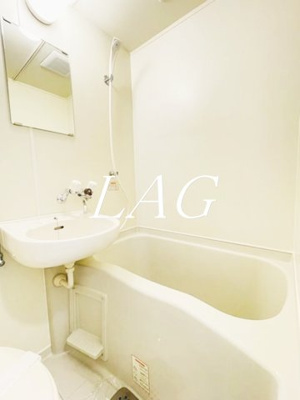 【浴室】 | オリエンタル新丸子Ⅱ | お風呂です。