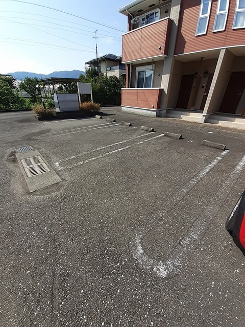 サニーレジデンス　Ａの駐車場|駐車場