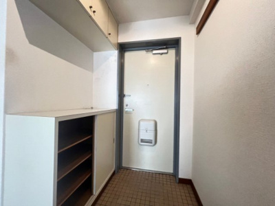 【玄関】 | エスポワール中内