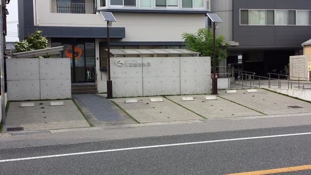 ビバーチェの駐車場|川田整形外科 0.3km