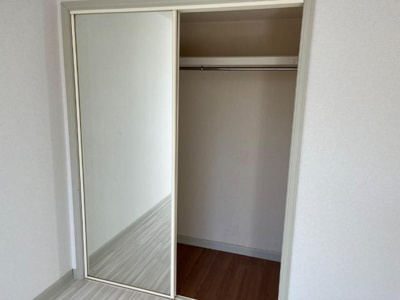 【収納】 | サザンクロスⅡ | クローゼット内部