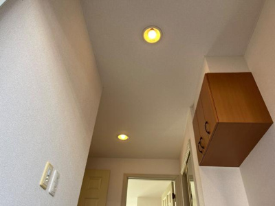 【玄関】 | サザンクロスⅡ | 人感センサー付き照明器具