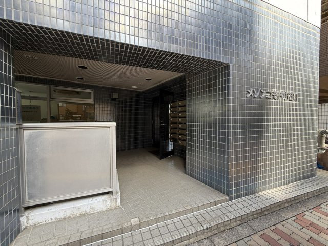 【エントランス】