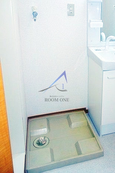 エーデルワイス本所の設備|洗濯機置き場です。