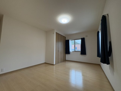 【寝室】 | 兼田貸戸建