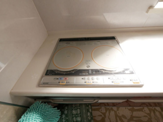 【発電・温水設備】 | 甲斐市牛句 H2年築積水ハウス施工の軽量鉄骨造 中古戸建 | IHクッキングヒーター