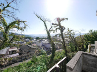 【展望】 | 甲斐市牛句 H2年築積水ハウス施工の軽量鉄骨造 中古戸建 | 庭からの眺望