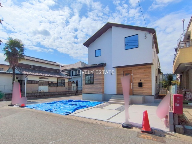 越谷市大字大林 新築分譲住宅の外観