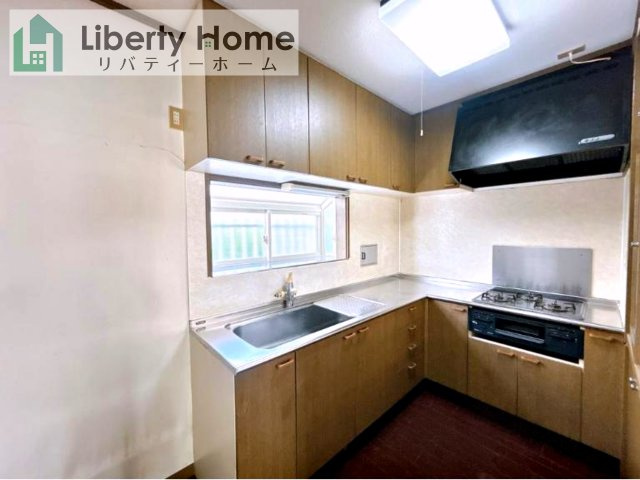 高萩市石滝　中古戸建のキッチン