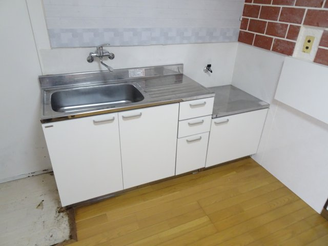 大野町相羽戸建のキッチン