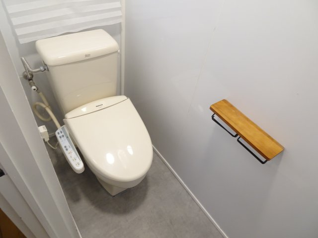 大野町相羽戸建のトイレ