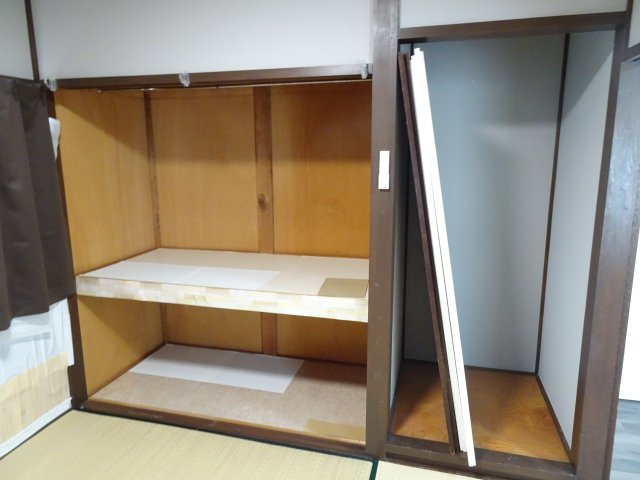 大野町相羽戸建の収納