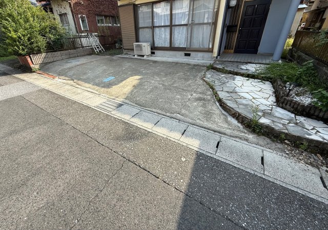 大野町相羽戸建の駐車場