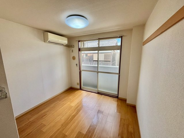 ロジュマン松嶋の洋室