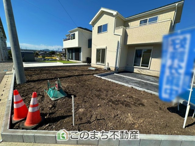いろどりアイタウン宇都宮市野沢町23-P1　9号棟の庭|大きなお庭でご家族や友人を招いてＢＢＱもできますね！お子様の水遊びにもぴったりです☆
