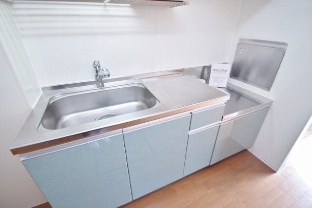 ソレーユ西船のキッチン|２口ガスコンロ設置可