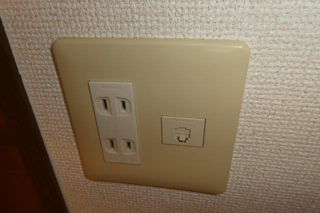 プリメール老松の設備|電話モジュラー