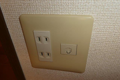 【設備】 | プリメール老松 | 電話モジュラー