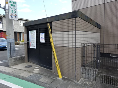 【その他共用部分】 | プリメール老松 | 敷地内ゴミＳＴ