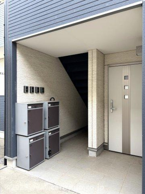 【エントランス】 | エムズ中台