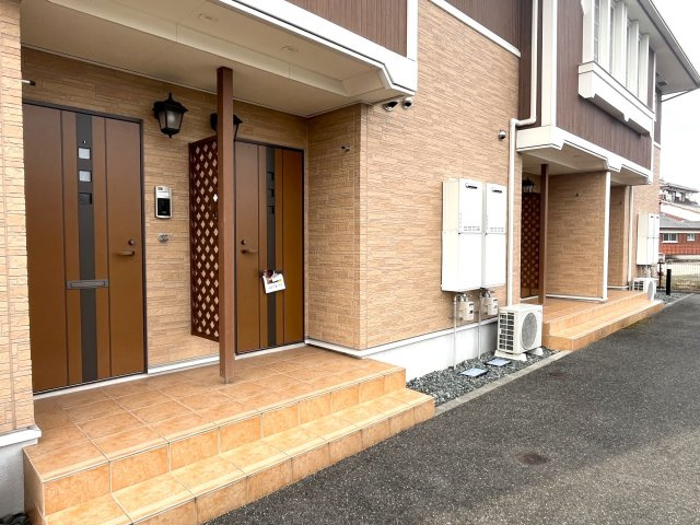 Ｊ－ＷＩＳＨのエントランス