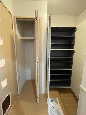 Ｊ－ＷＩＳＨの内装