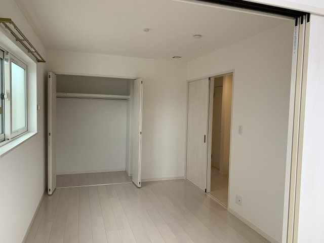 神戸市西区伊川谷町有瀬　一戸建ての洋室