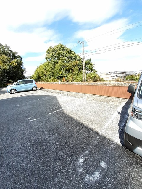 ネクスト・グランブルー　Ⅰの駐車場|駐車場