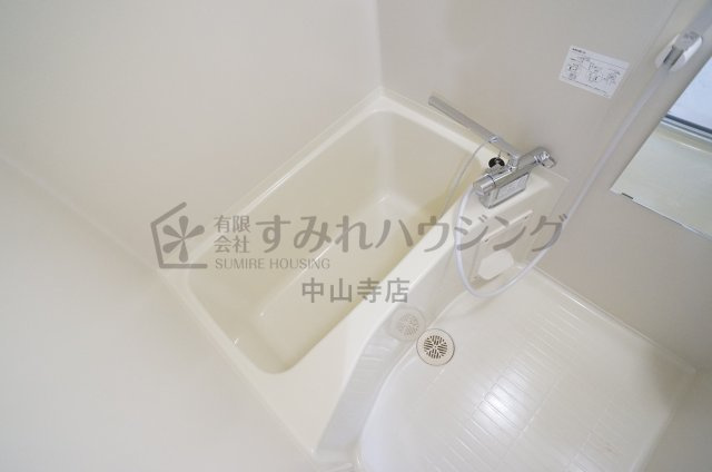 ツインエクセルダイドーの浴室|参考、同建物・同間取りの号室