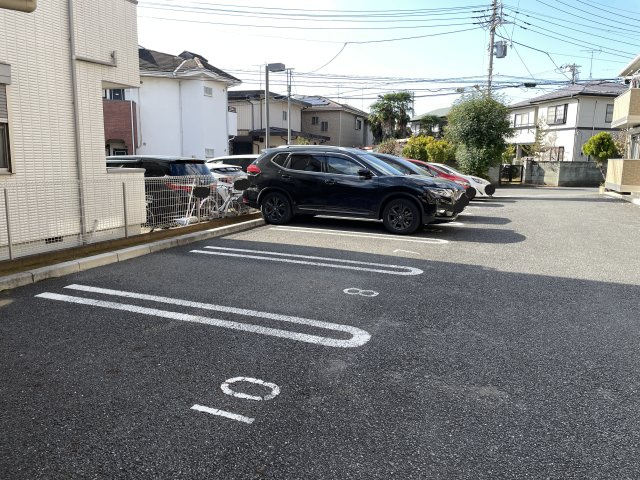 ディアコートⅠ（桜丘2丁目）の駐車場