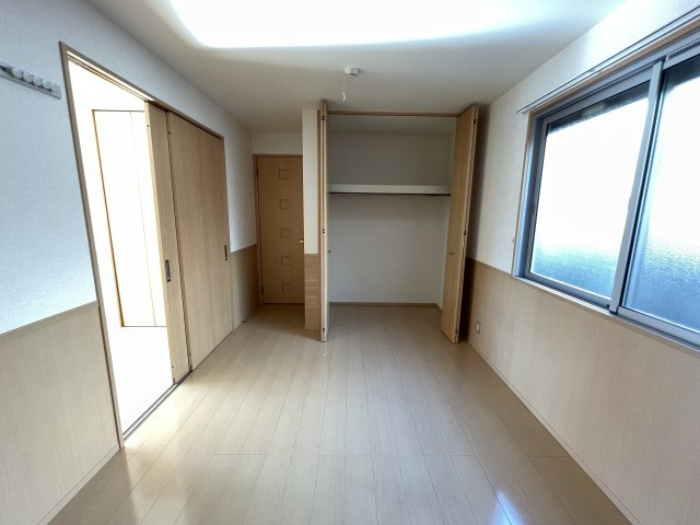 ディアコートⅠ（桜丘2丁目）の寝室|洋室約6.6帖