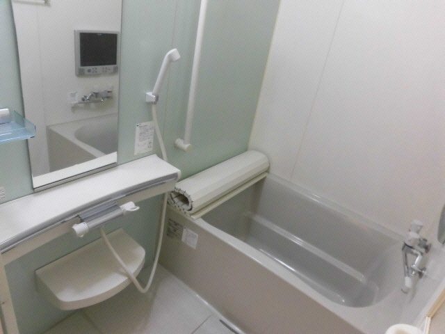 アルムレジェンドⅢの浴室