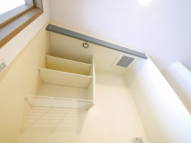 アーバンエース新大宮パルのキッチン|きれいなキッチンです