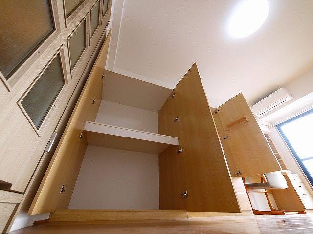 アーバンエース新大宮パルの収納|便利な収納スペースです