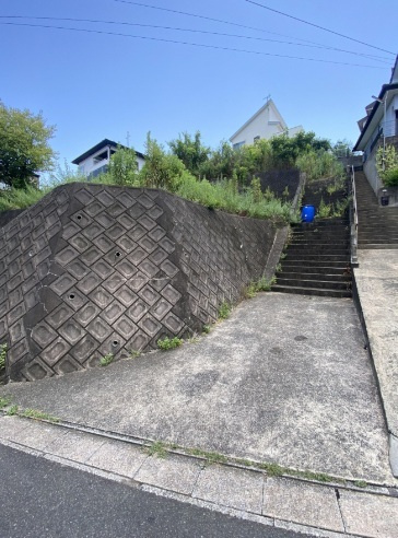 売土地 西区野方4丁目の前面道路含む現地写真