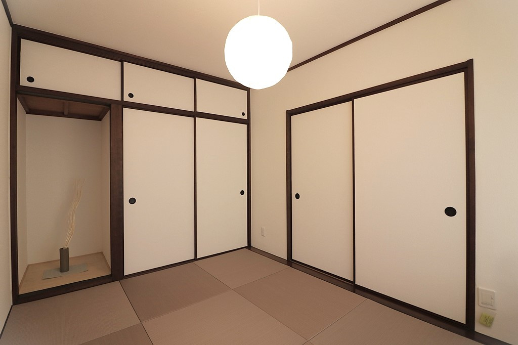 ファミール豊中千里園の和室|LDKに隣接する和室です。家事の合間にお昼寝もできちゃいます。