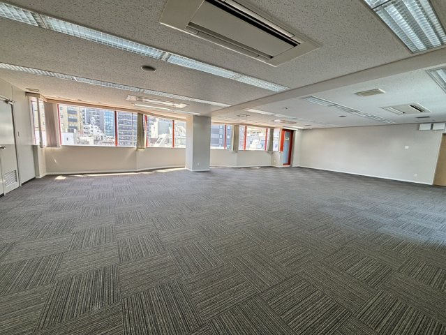 リードシー東上野ビルの内装