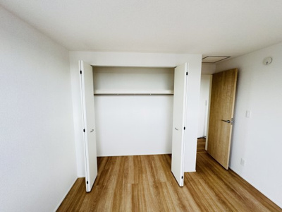 【収納】 | 三郷市彦川戸１丁目新築戸建（彦川戸２期） | 6.06帖寝室収納