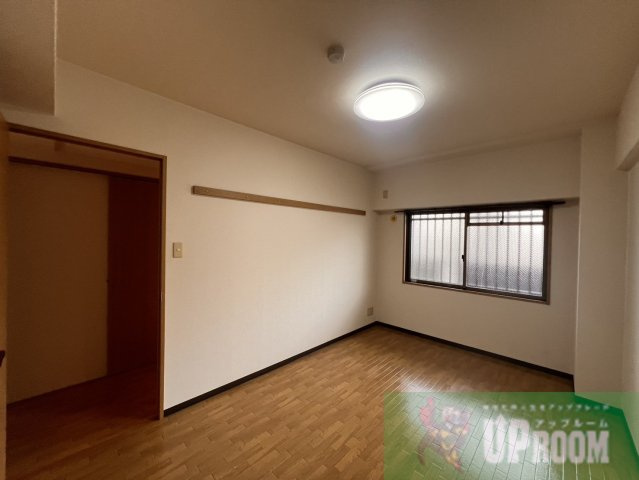 名古屋市北区西味鋺３丁目のアパートの寝室