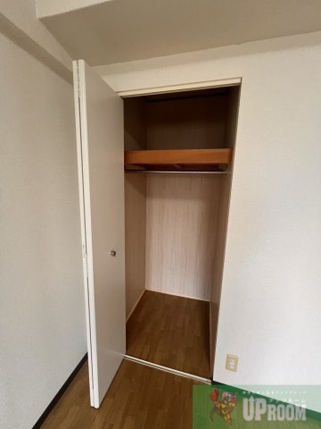 名古屋市北区西味鋺３丁目のアパートの収納