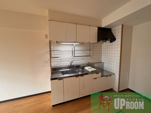 名古屋市北区西味鋺３丁目のアパートのキッチン