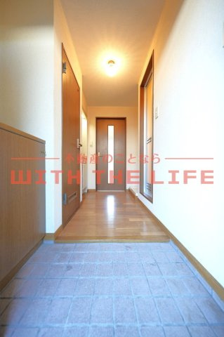 ヴィラージュⅠ【キャッシュ対象物件】の玄関|落ち着いた玄関です