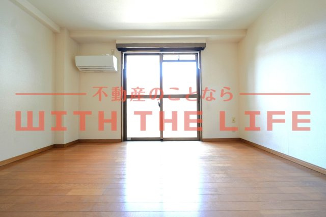 ヴィラージュⅠ【キャッシュ対象物件】の洋室|落ち着いた色調の洋室です