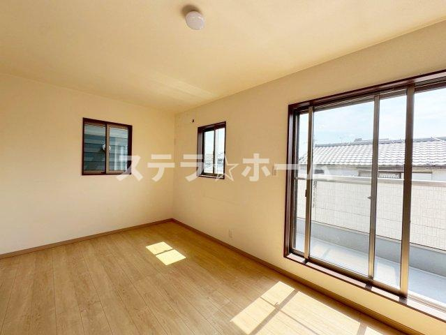 新在家1 中古戸建の洋室|きれいな洋室です