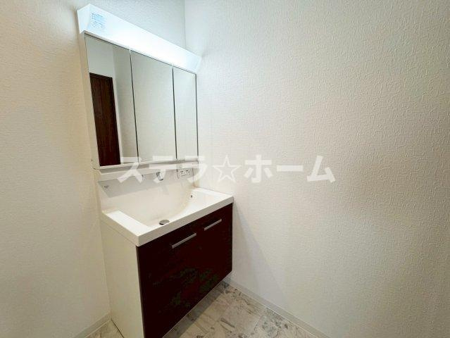 新在家1 中古戸建の独立洗面台|独立洗面台です