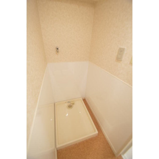 【設備】 | リバーサイド天神 | 室内洗濯機置き場